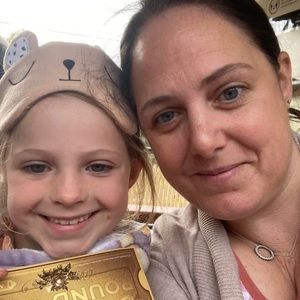 Meet your Posher, Mel